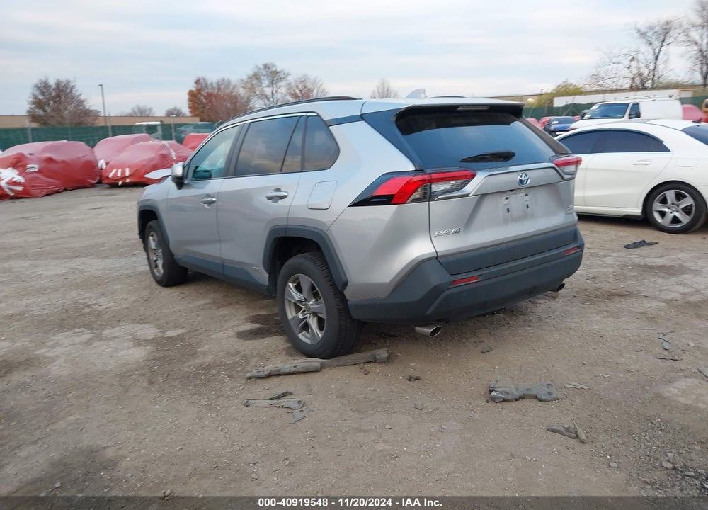 2022 TOYOTA RAV4 HYBRID XLE VIN: 4T3RWRFV7NU052211