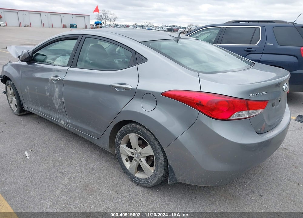 2013 HYUNDAI ELANTRA GLS VIN: KMHDH4AE2DU932397