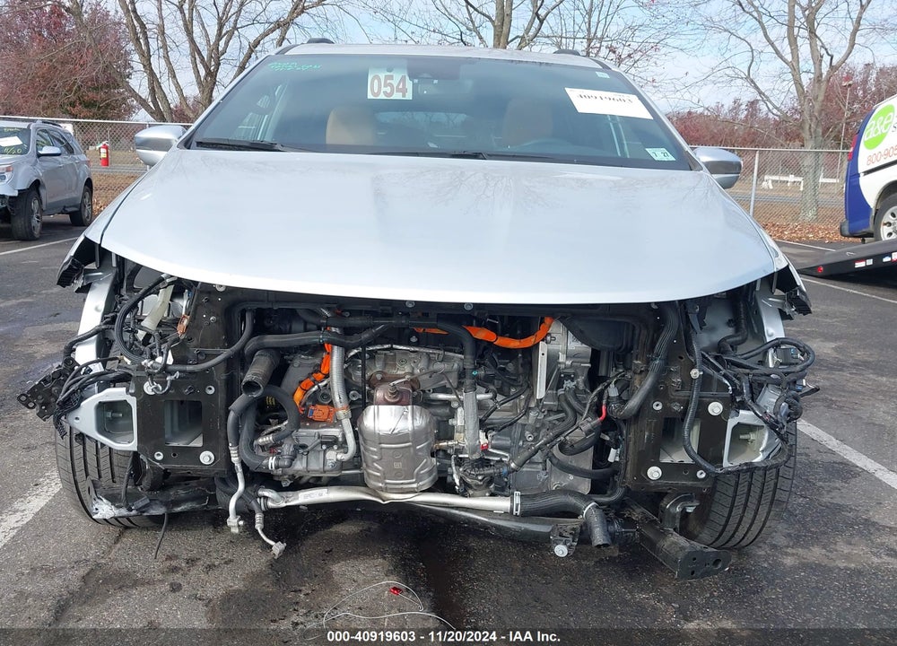 2022 CHRYSLER PACIFICA HYBRID PINNACLE VIN: 2C4RC1N70NR175422