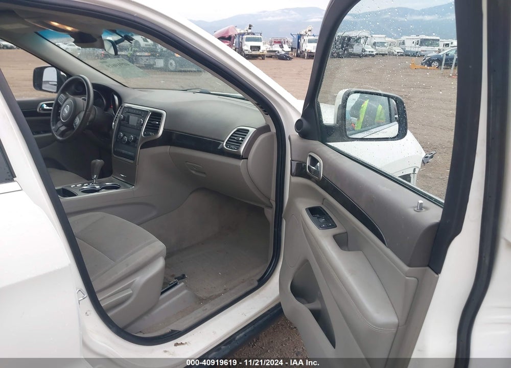 2011 JEEP GRAND CHEROKEE LAREDO VIN: 1J4RR4GG3BC546388