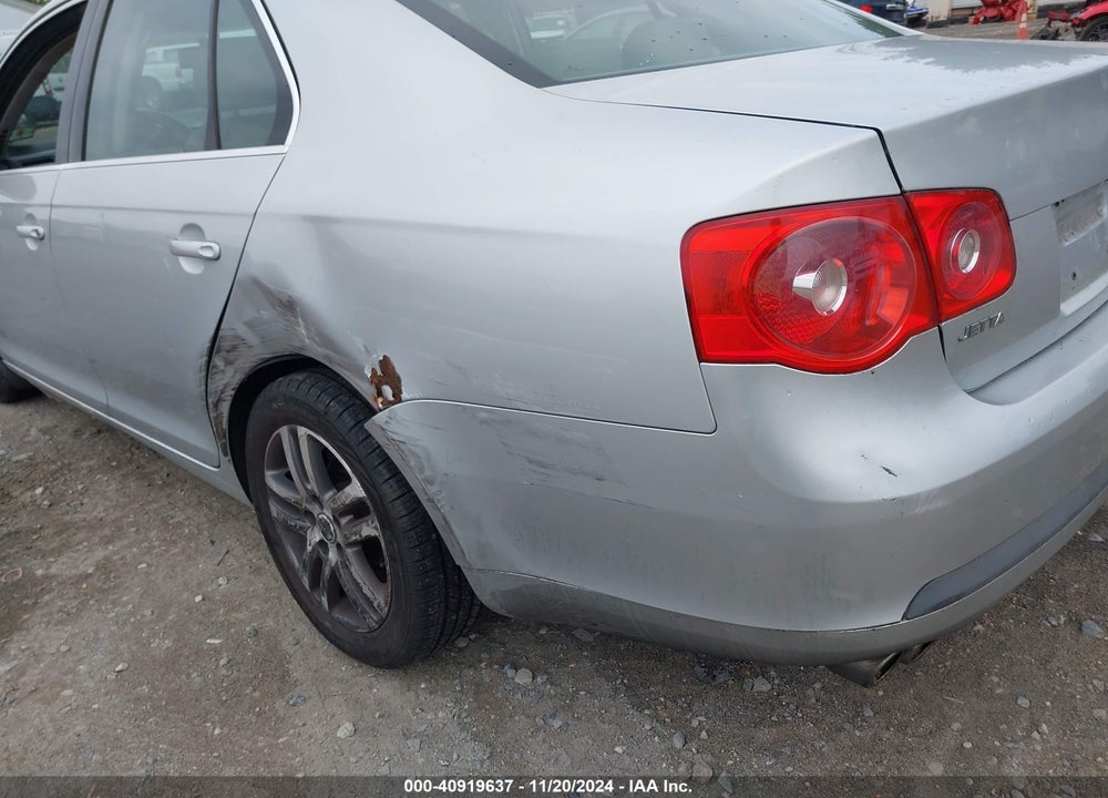 2006 VOLKSWAGEN JETTA 2.5 VIN: 3VWSG71K66M718054