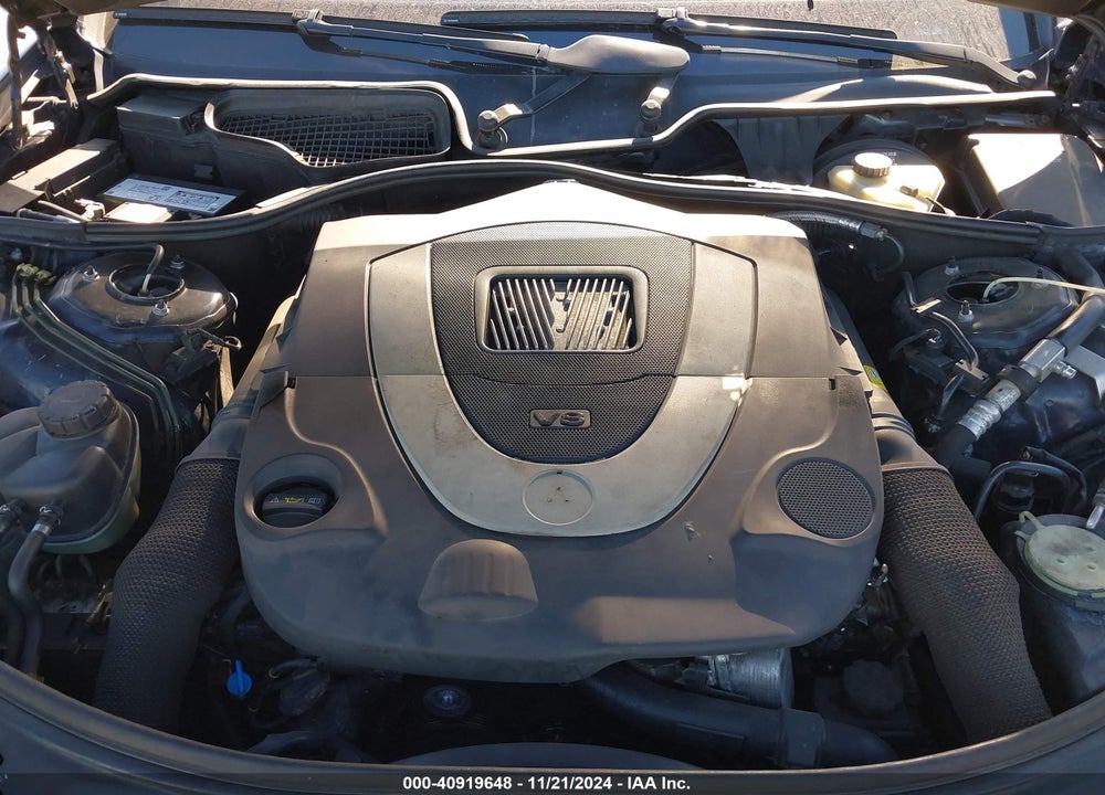 2007 MERCEDES-BENZ S 550 VIN: WDDNG71X37A137885