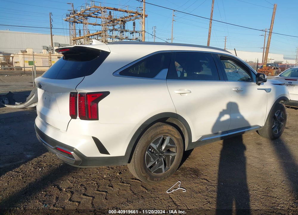 2021 KIA SORENTO HYBRID VIN: KNDRH4LG9M5019123