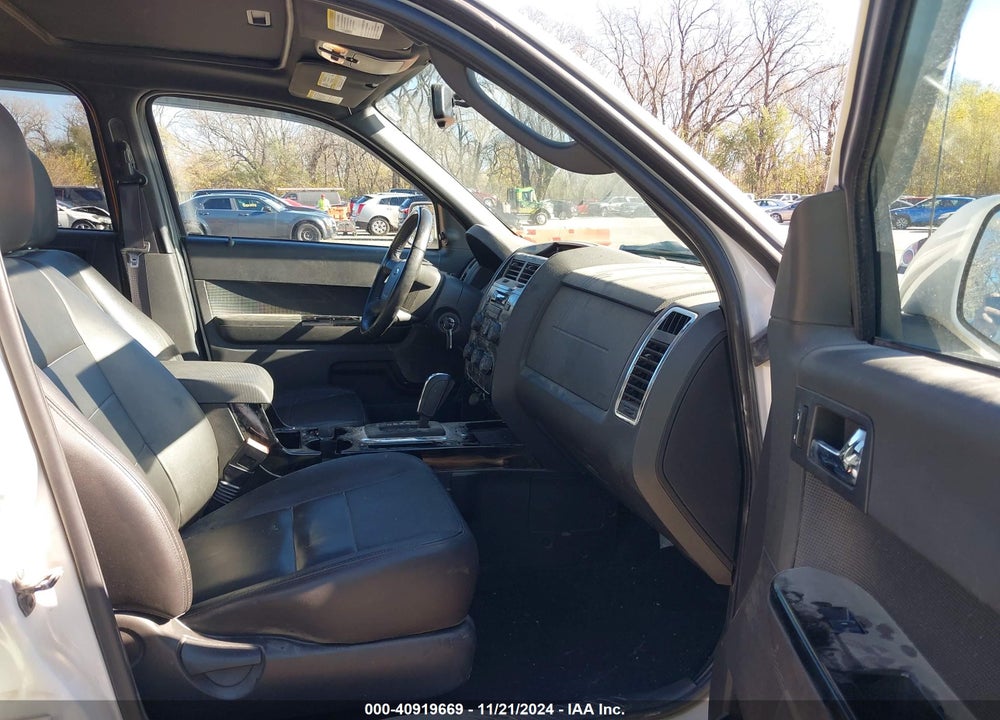 2009 FORD ESCAPE LIMITED VIN: 1FMCU94G29KB64893