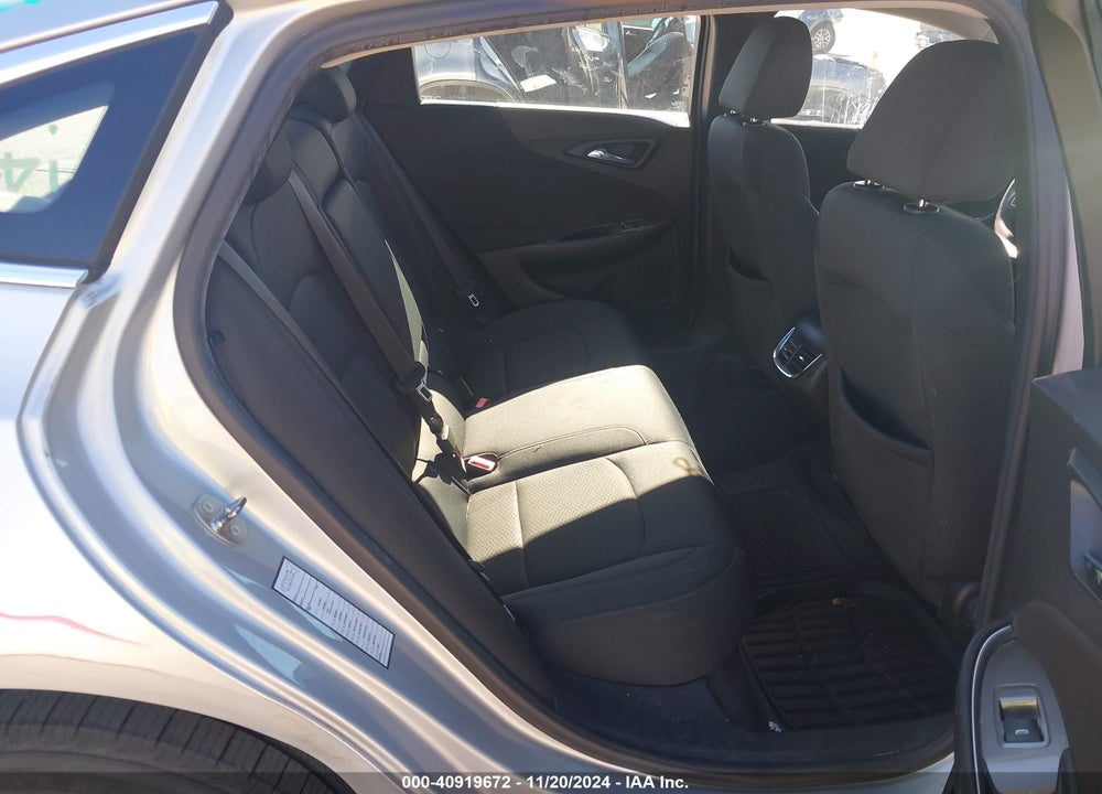 2017 CHEVROLET MALIBU 1LT VIN: 1G1ZE5ST8HF110910