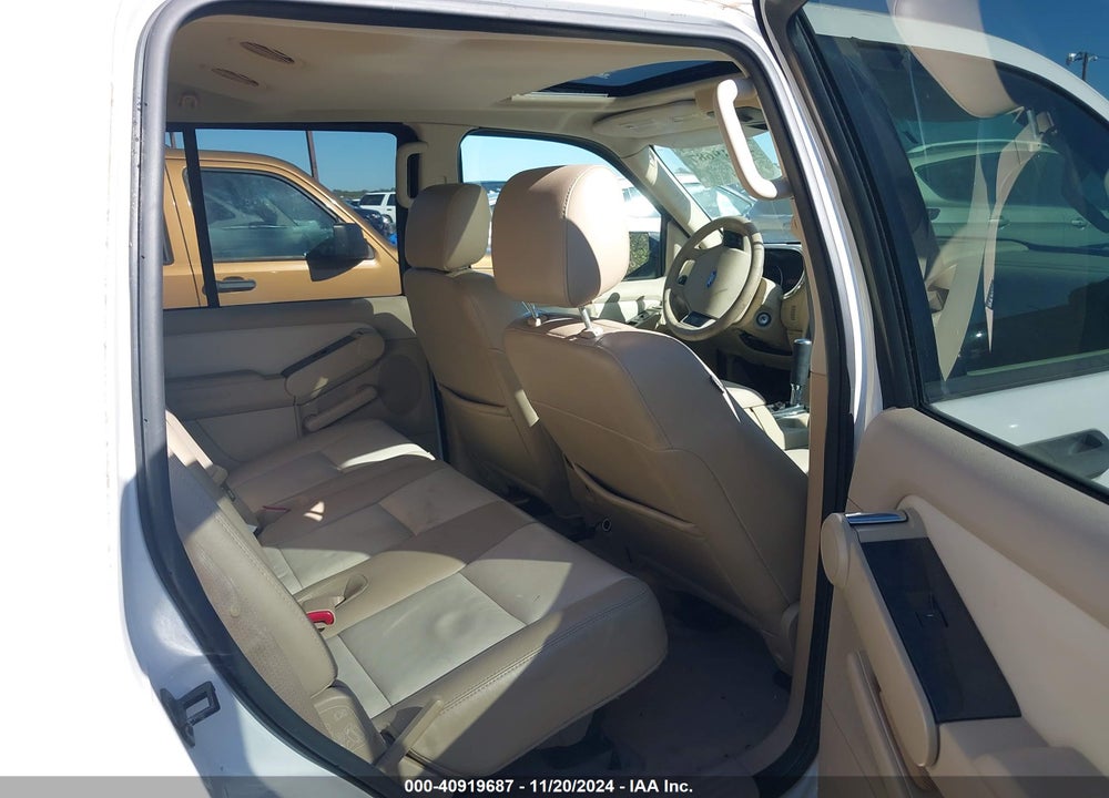 2006 FORD EXPLORER XLT VIN: 1FMEU63E06UA20850
