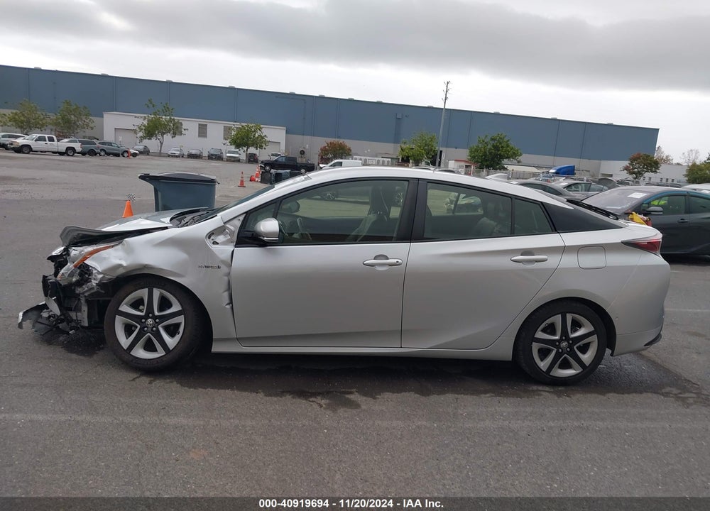 2017 TOYOTA PRIUS VIN: JTDKARFU1H3542660