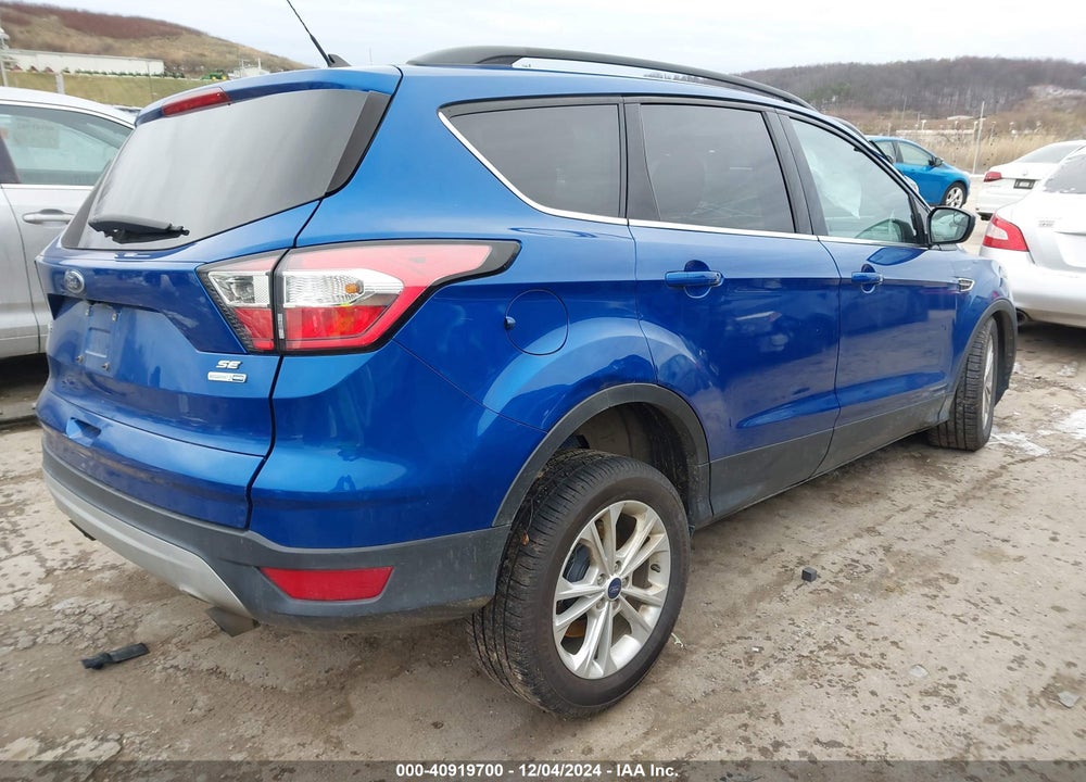 2018 FORD ESCAPE SE VIN: 1FMCU9GD0JUC46194