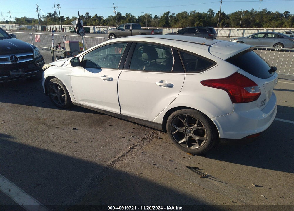 2014 FORD FOCUS SE VIN: 1FADP3K29EL296547