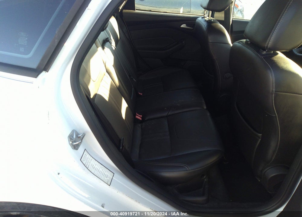 2014 FORD FOCUS SE VIN: 1FADP3K29EL296547