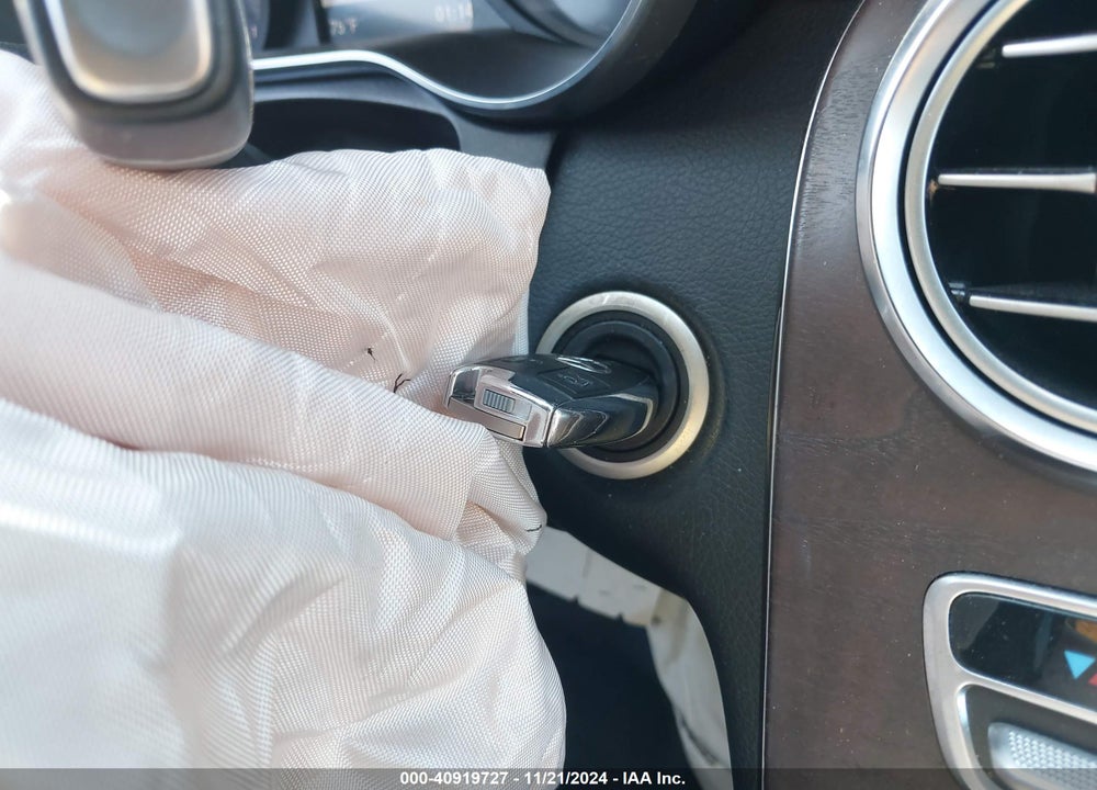 2018 MERCEDES-BENZ C 300 VIN: WDDWK4JB0JF755911