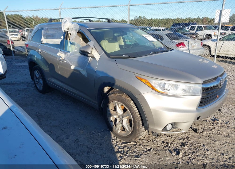 2015 TOYOTA HIGHLANDER LIMITED V6 VIN: 5TDDKRFHXFS141502