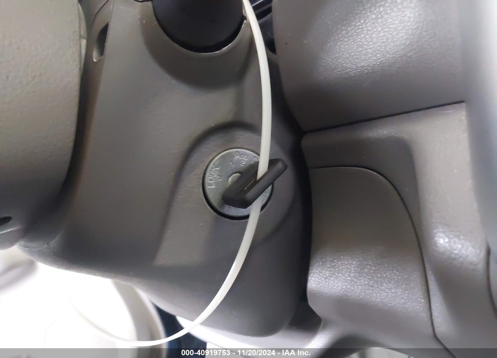 2015 NISSAN VERSA 1.6 SV VIN: 3N1CN7APXFL957303
