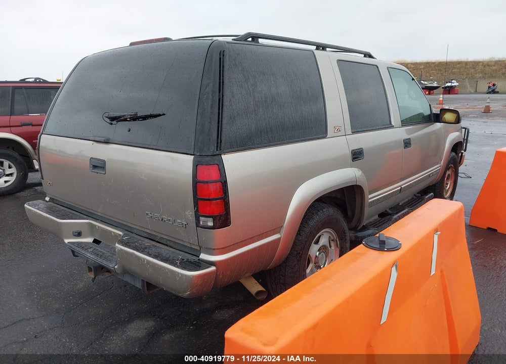 2000 CHEVROLET TAHOE Z71 VIN: 1GNEK13R7YR107349