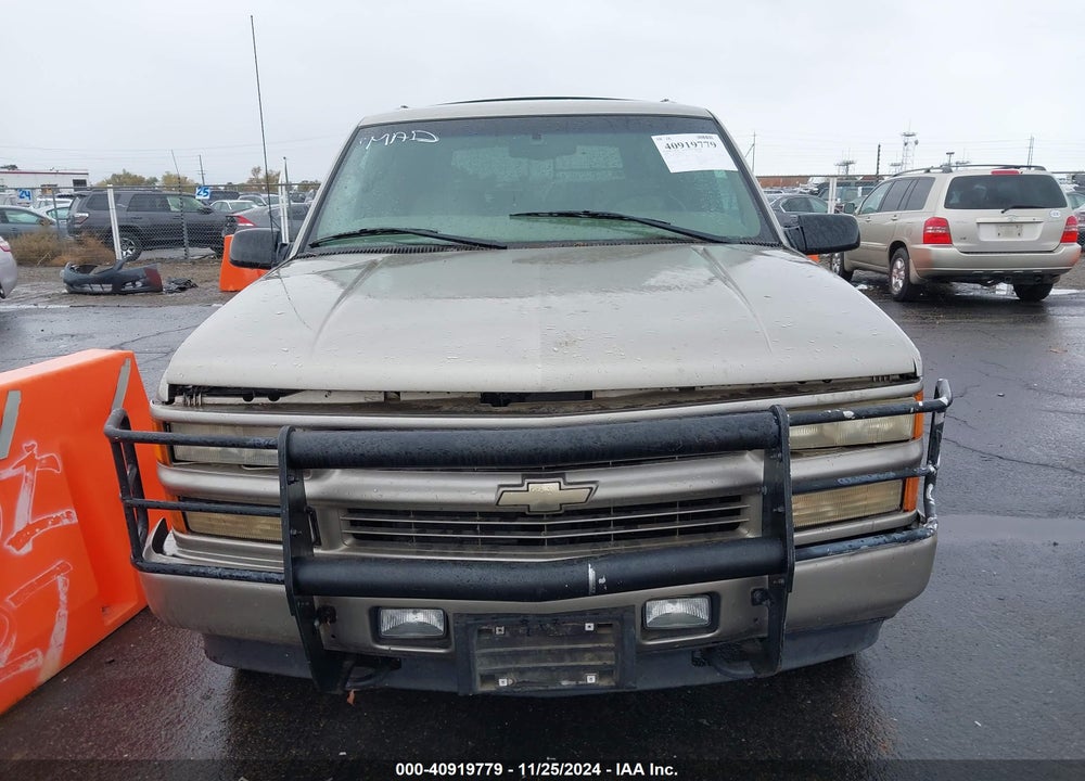 2000 CHEVROLET TAHOE Z71 VIN: 1GNEK13R7YR107349