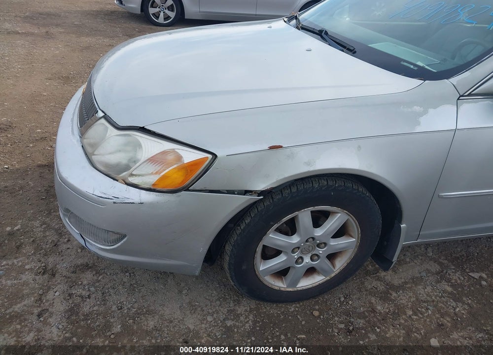 2000 TOYOTA AVALON XLS VIN: 4T1BF28B9YU096994