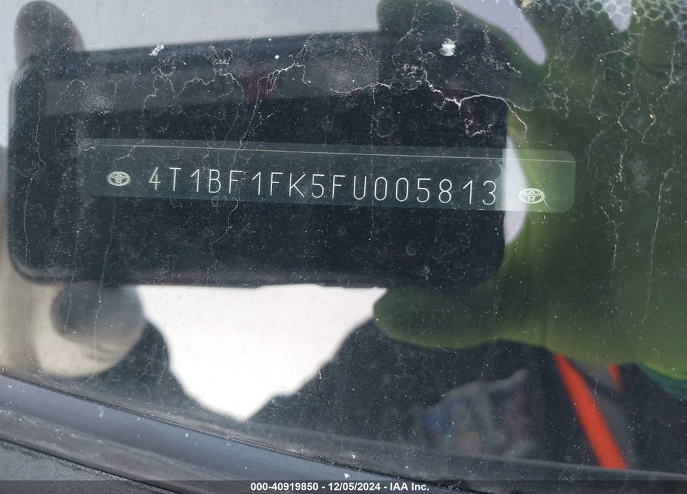2015 TOYOTA CAMRY SE VIN: 4T1BF1FK5FU005813