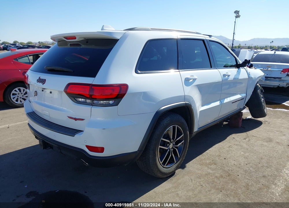 2018 JEEP GRAND CHEROKEE TRAILHAWK 4X4 VIN: 1C4RJFLG5JC113474