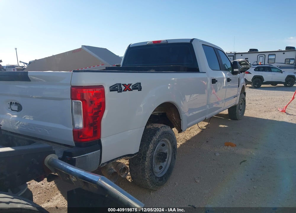 2017 FORD F-350 XL VIN: 1FT8W3BT4HED08040