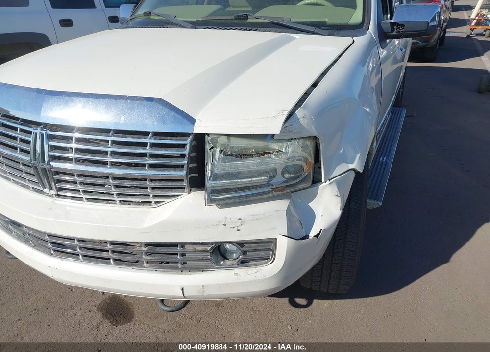 2008 LINCOLN NAVIGATOR L VIN: 5LMFL27568LJ05207