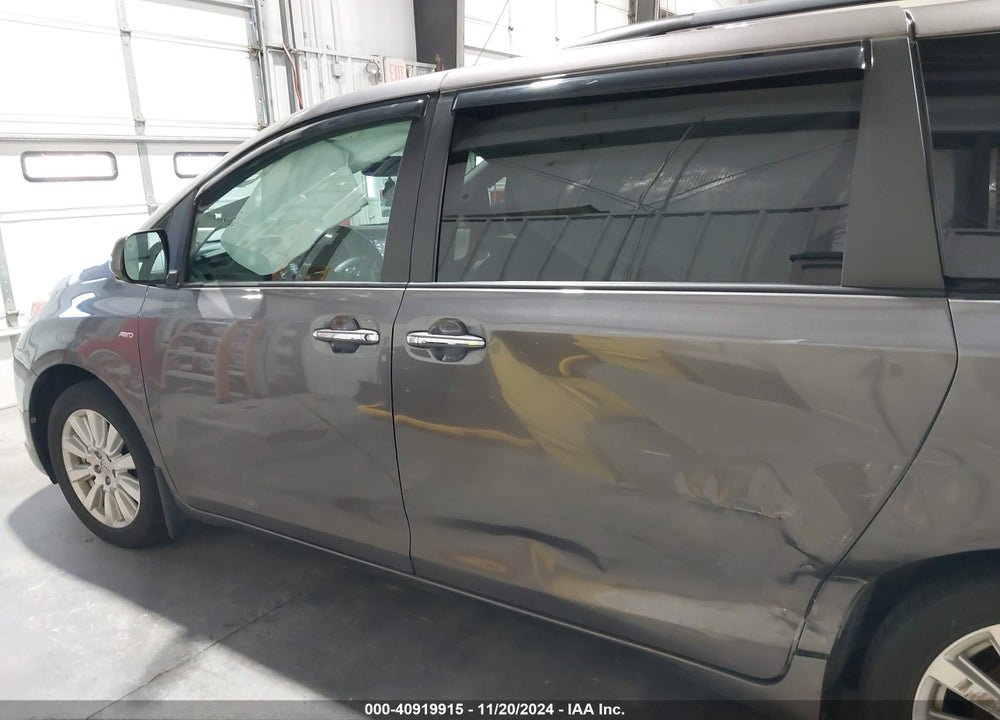 2017 TOYOTA SIENNA XLE LIMITED VIN: 5TDDZ3DC6HS170059