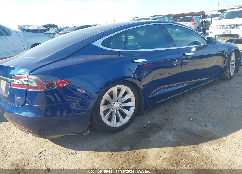 2016 TESLA MODEL S VIN: 5YJSA1E21GF175990