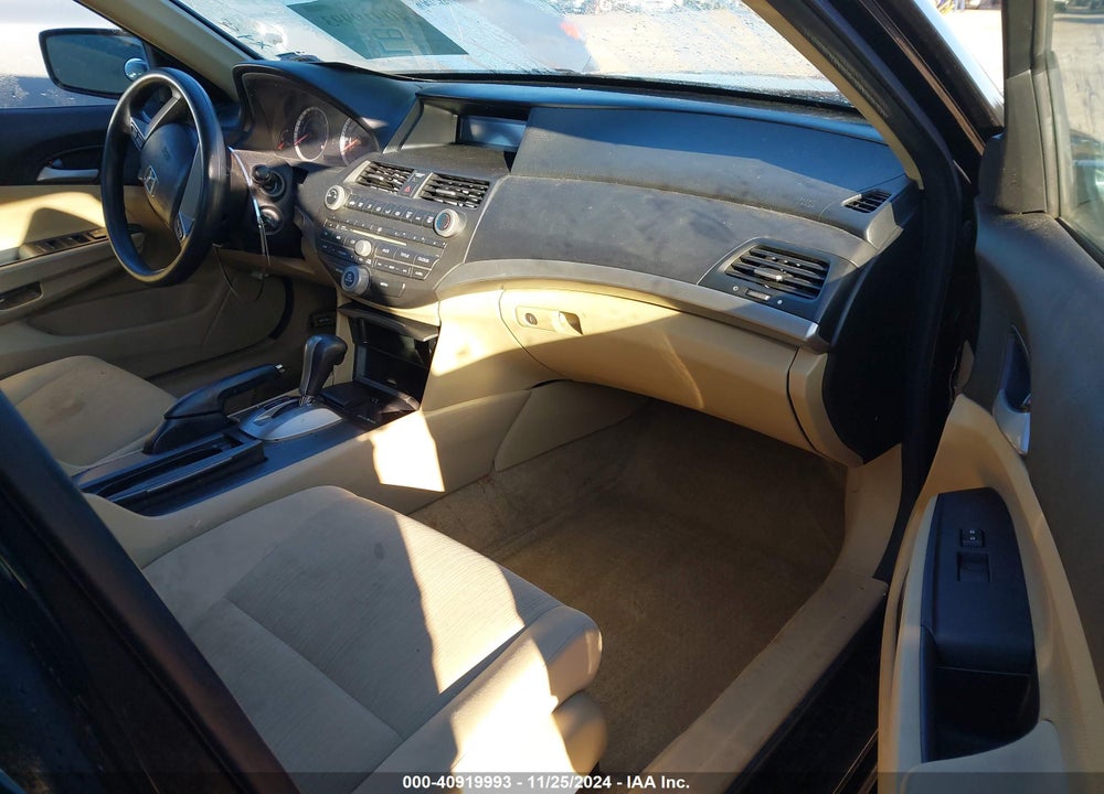 2012 HONDA ACCORD 2.4 LX VIN: 1HGCP2F35CA216027