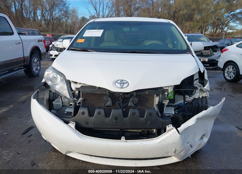 2013 TOYOTA SIENNA LE V6 8 PASSENGER VIN: 5TDKK3DC9DS381360