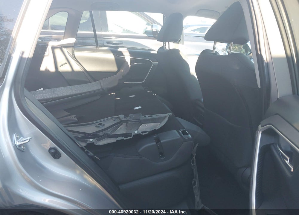 2024 TOYOTA RAV4 XLE VIN: 2T3W1RFV8RW323865