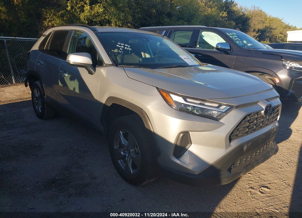 2024 TOYOTA RAV4 XLE VIN: 2T3W1RFV8RW323865