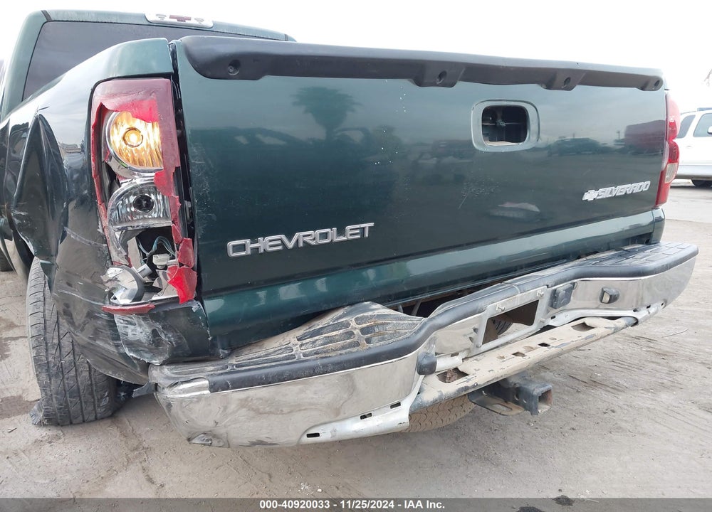 2003 CHEVROLET SILVERADO 1500 LS VIN: 2GCEC19V931349152