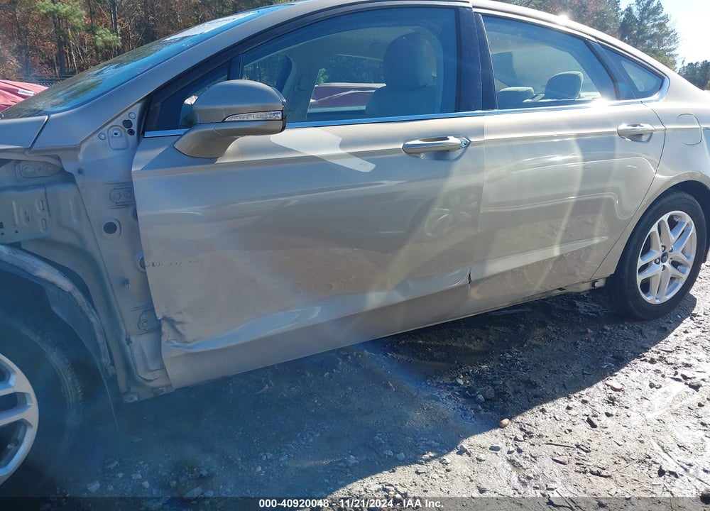 2015 FORD FUSION SE VIN: 3FA6P0H71FR250983