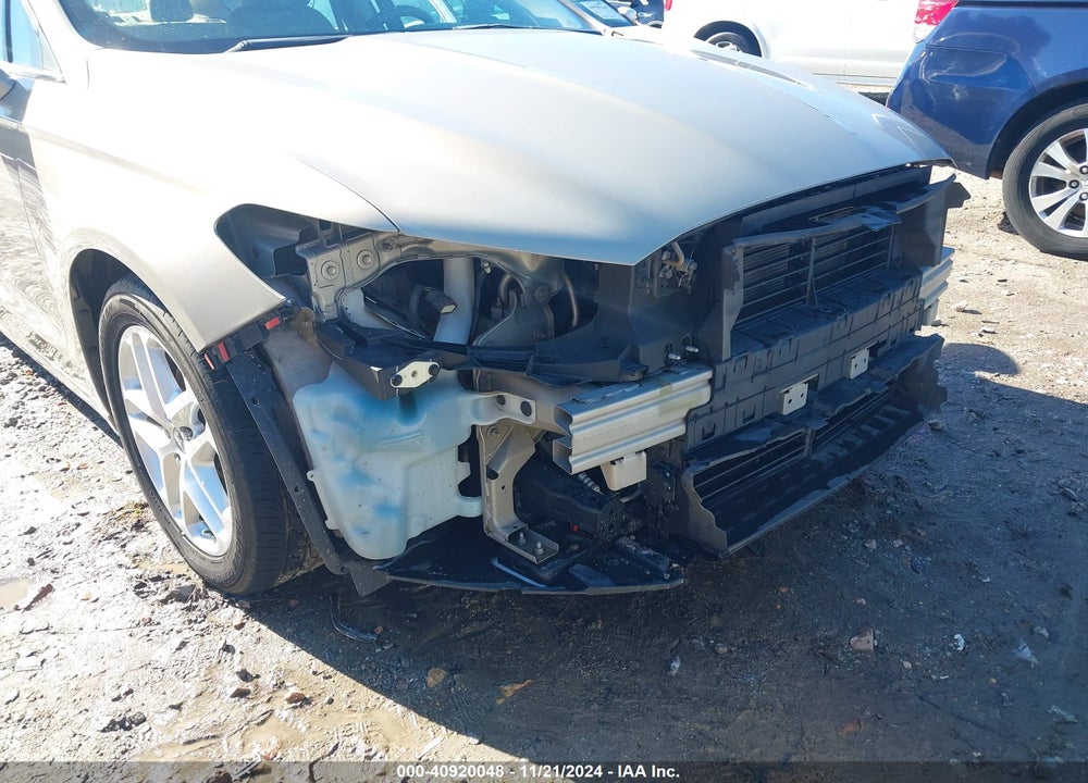 2015 FORD FUSION SE VIN: 3FA6P0H71FR250983