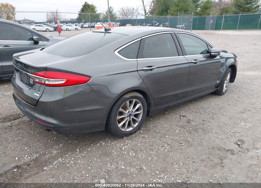2017 FORD FUSION SE VIN: 3FA6P0HD4HR124464
