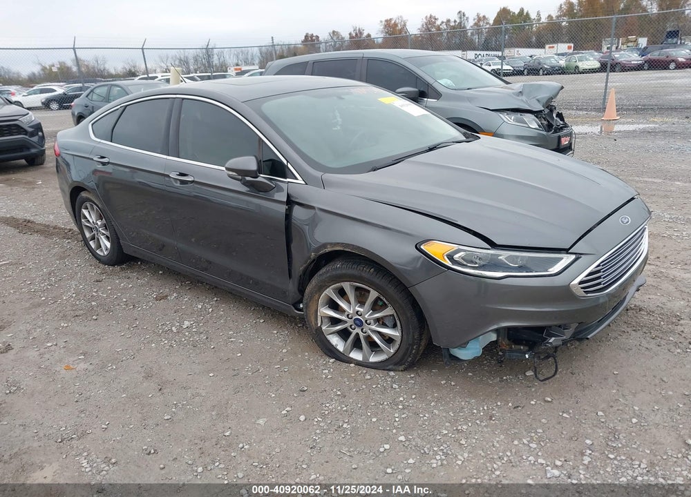 2017 FORD FUSION SE VIN: 3FA6P0HD4HR124464