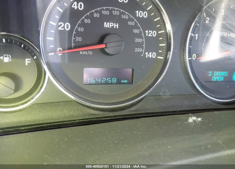 2005 JEEP GRAND CHEROKEE LIMITED VIN: 1J4HR58275C614538
