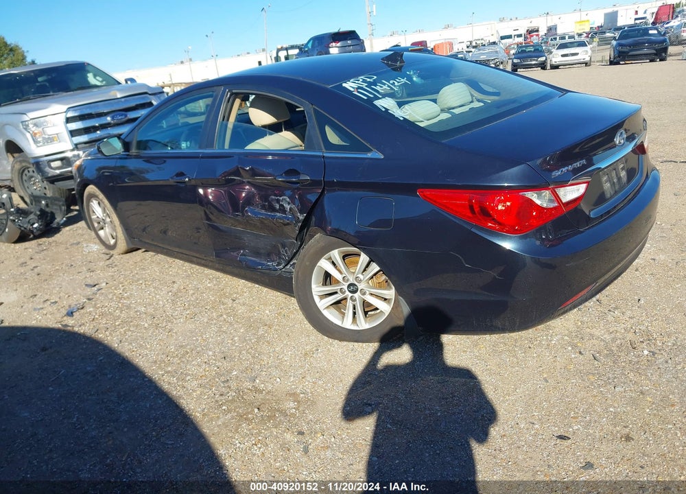 2013 HYUNDAI SONATA GLS VIN: 5NPEB4AC9DH584066