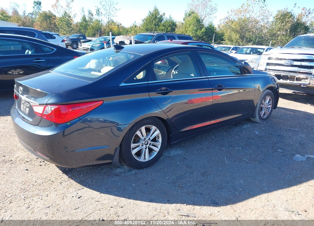 2013 HYUNDAI SONATA GLS VIN: 5NPEB4AC9DH584066