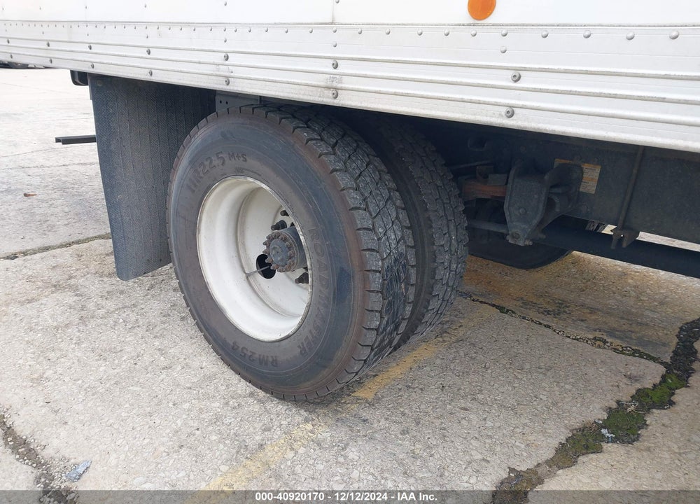 2005 HINO 268 VIN: JHBNE8JT851S10949