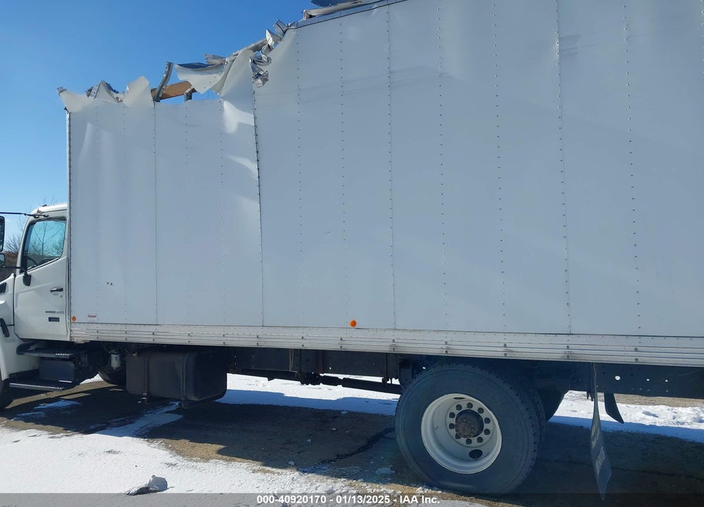 2005 HINO 268 VIN: JHBNE8JT851S10949