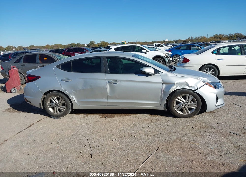 2019 HYUNDAI ELANTRA VIN: 5NPD84LF0KH472321
