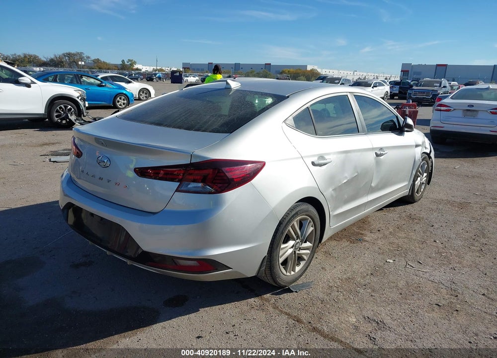 2019 HYUNDAI ELANTRA VIN: 5NPD84LF0KH472321