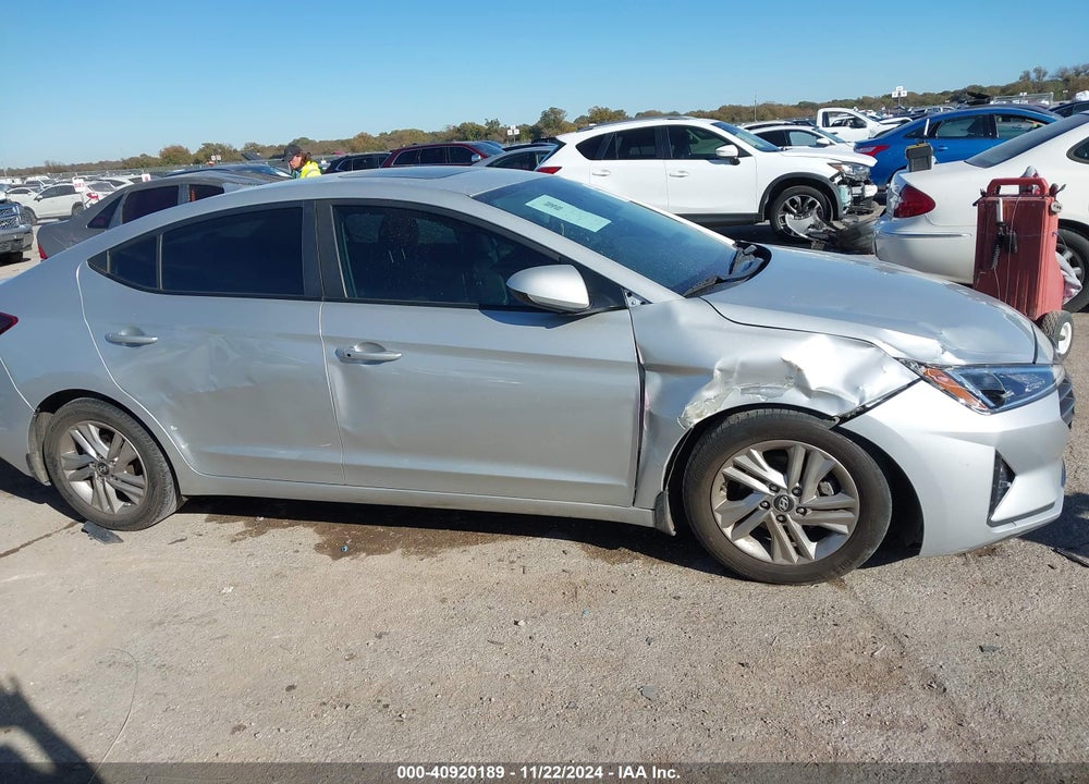 2019 HYUNDAI ELANTRA VIN: 5NPD84LF0KH472321