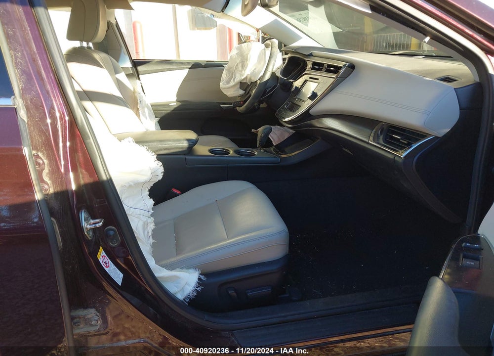 2017 TOYOTA AVALON VIN: 4T1BK1EB7HU250628