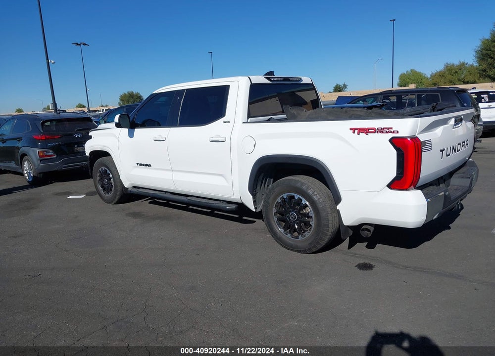 2022 TOYOTA TUNDRA SR5 VIN: 5TFLA5AB0NX008542