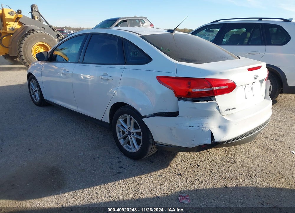 2017 FORD FOCUS SE VIN: 1FADP3F2XHL263510