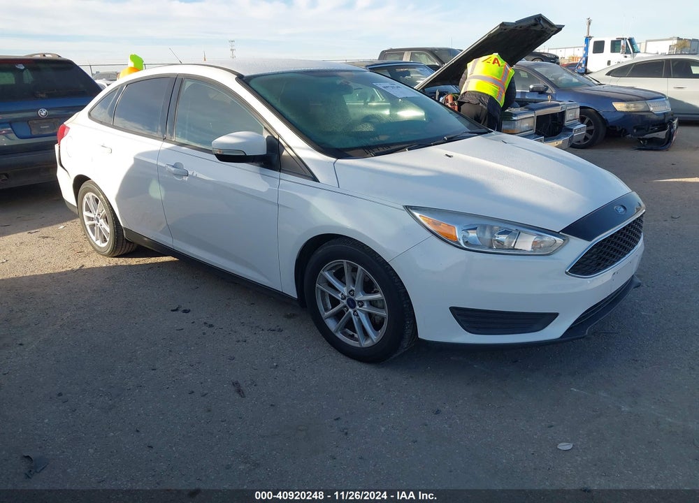 2017 FORD FOCUS SE VIN: 1FADP3F2XHL263510