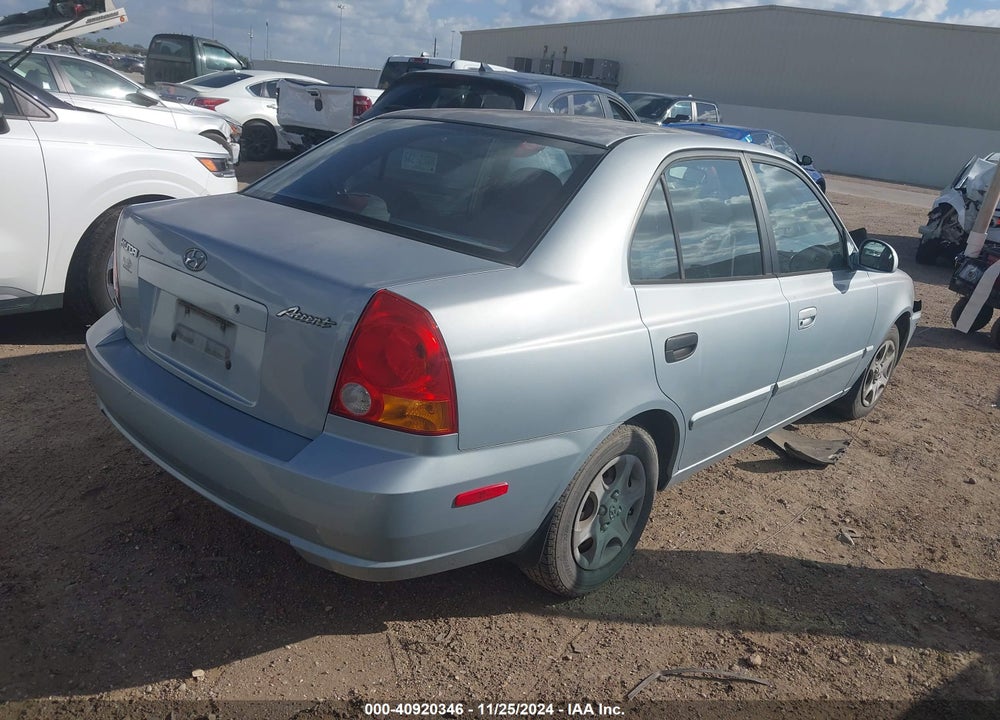 2005 HYUNDAI ACCENT GLS VIN: KMHCG45CX5U650873
