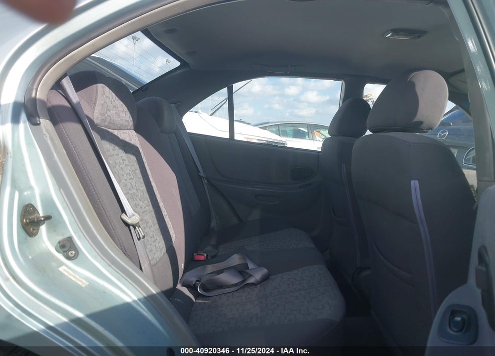 2005 HYUNDAI ACCENT GLS VIN: KMHCG45CX5U650873
