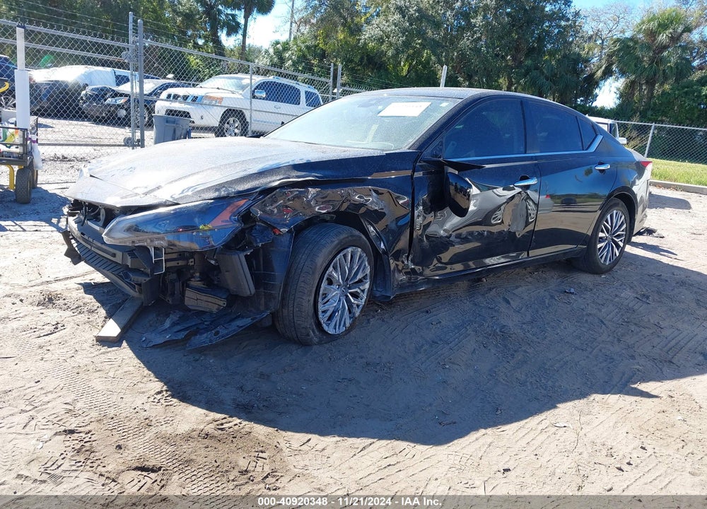 2023 NISSAN ALTIMA SV FWD VIN: 1N4BL4DV8PN405135